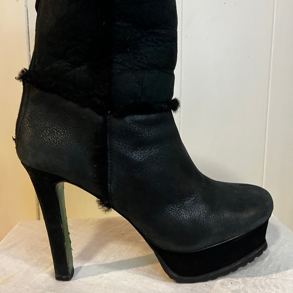 Donald J. Pliner Black Heeled Boots